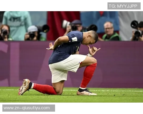 姆巴佩精彩表现双响入账并助攻乌龙错失良机评分8分展现实力