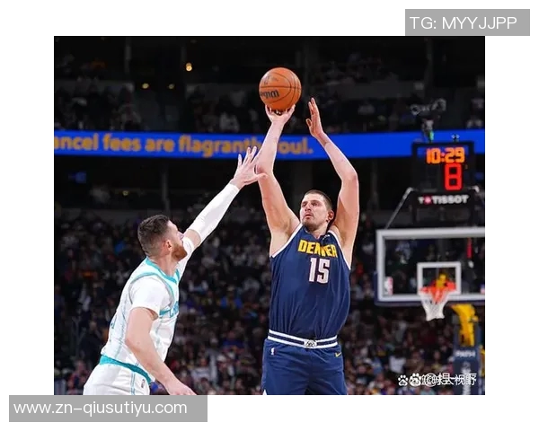 掘金篮板惨遭碾压全场仅得29个黄蜂领先23个前场篮板差距明显