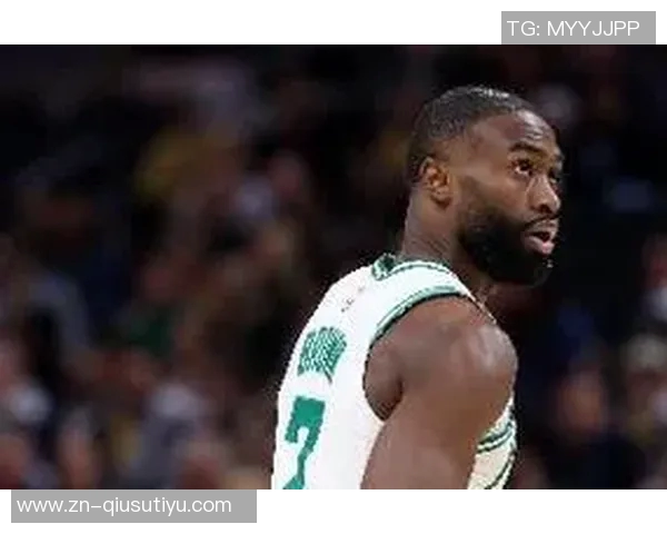 NBA官方宣布杰伦布朗因批评裁判被罚款35000美元引发热议 NBA官方宣布杰伦布朗因批评裁判被罚款35000美元引发热议