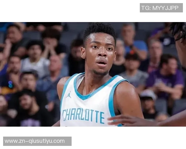 黄蜂主帅盛赞米勒的控球能力与防守阅读能力展现出色选择 黄蜂主帅盛赞米勒的控球能力与防守阅读能力展现出色选择